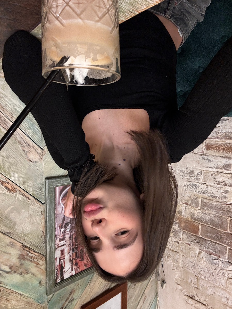 Fresh photos, fresh mood — Tina online in Sonnam